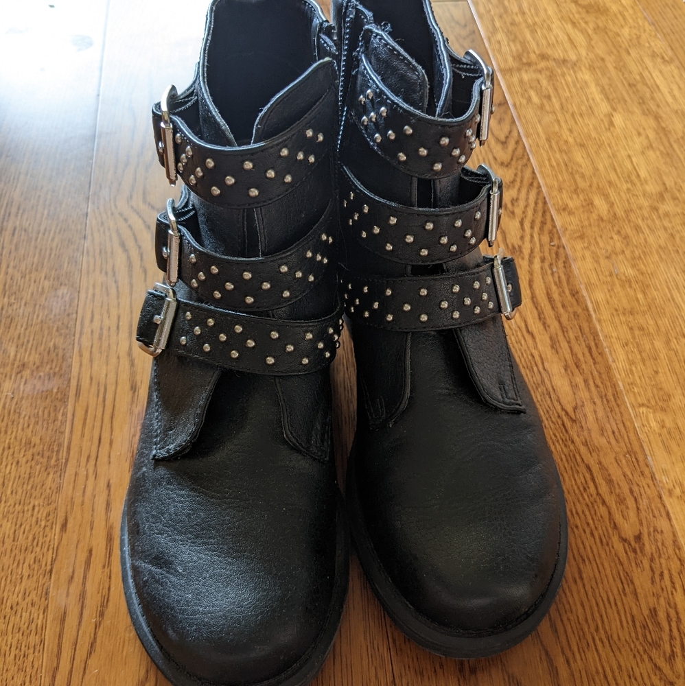 Girls Boots